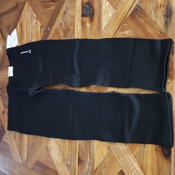SPORT illustrated Basic Black carpis leggings - Picture 1 of 3